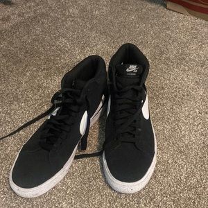 Men’s Nike blazer mid sneakers 11